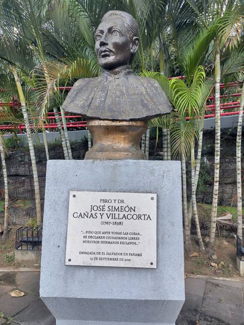 Statue José Simeón Cañas (El Salvador)