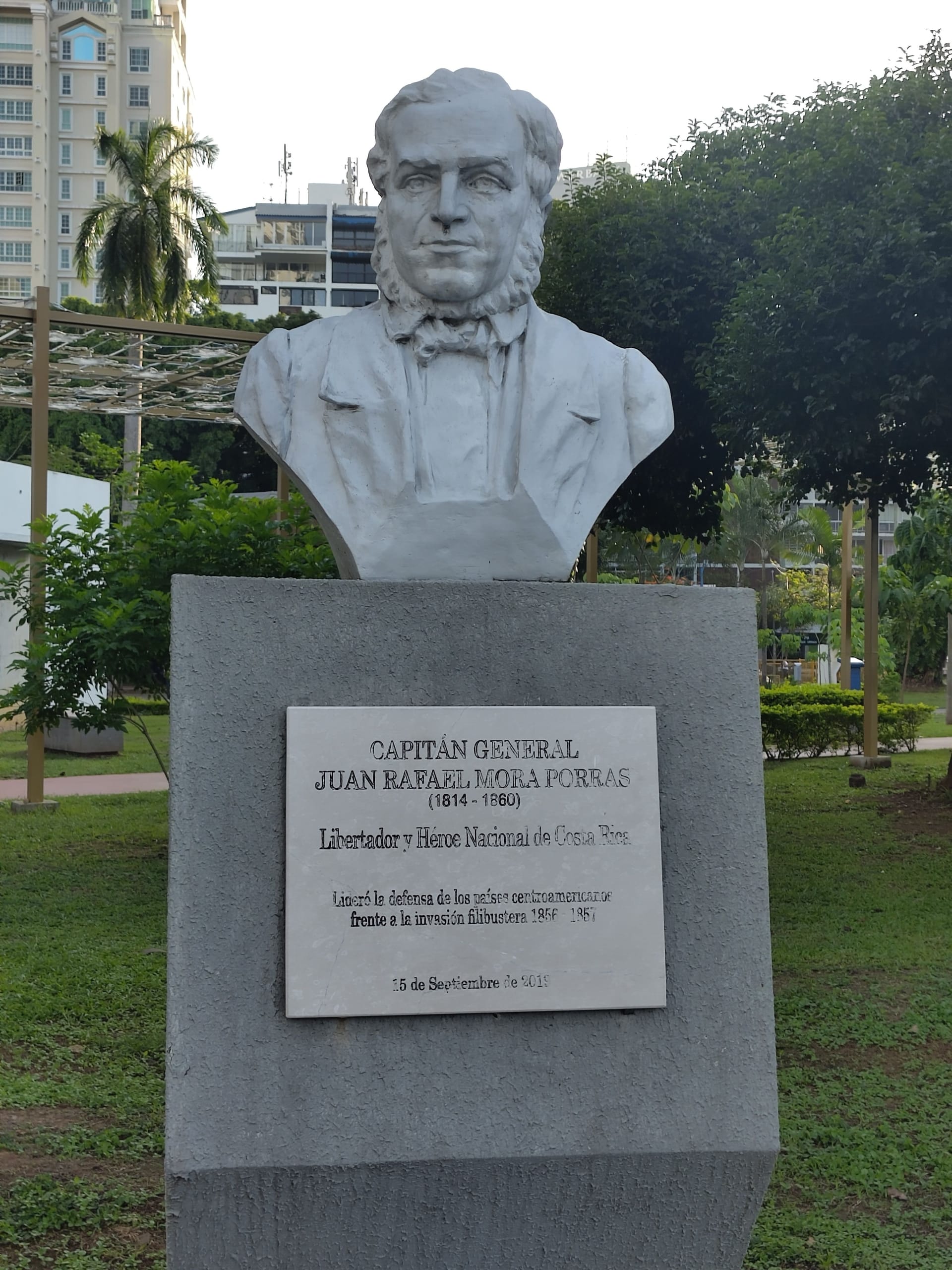 Juan Rafael Mora Porras statue (Costa Rica)