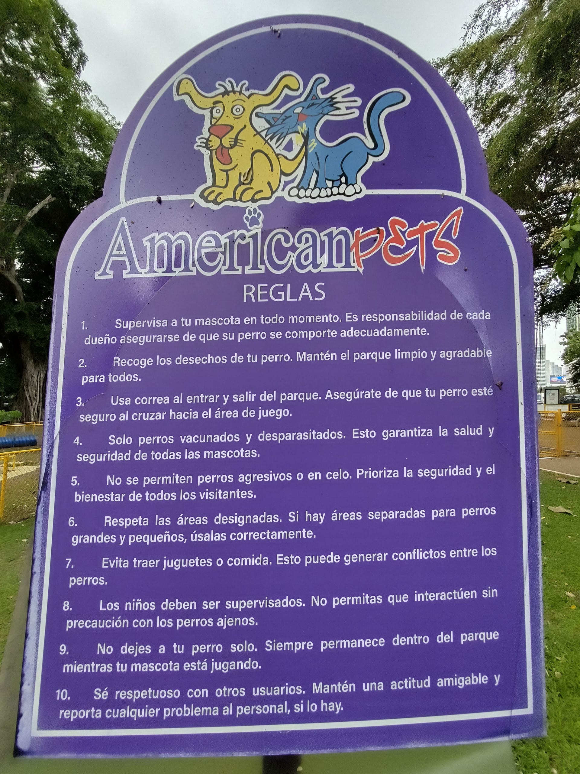 Règlement du dog park — affiché bilingue ES/EN